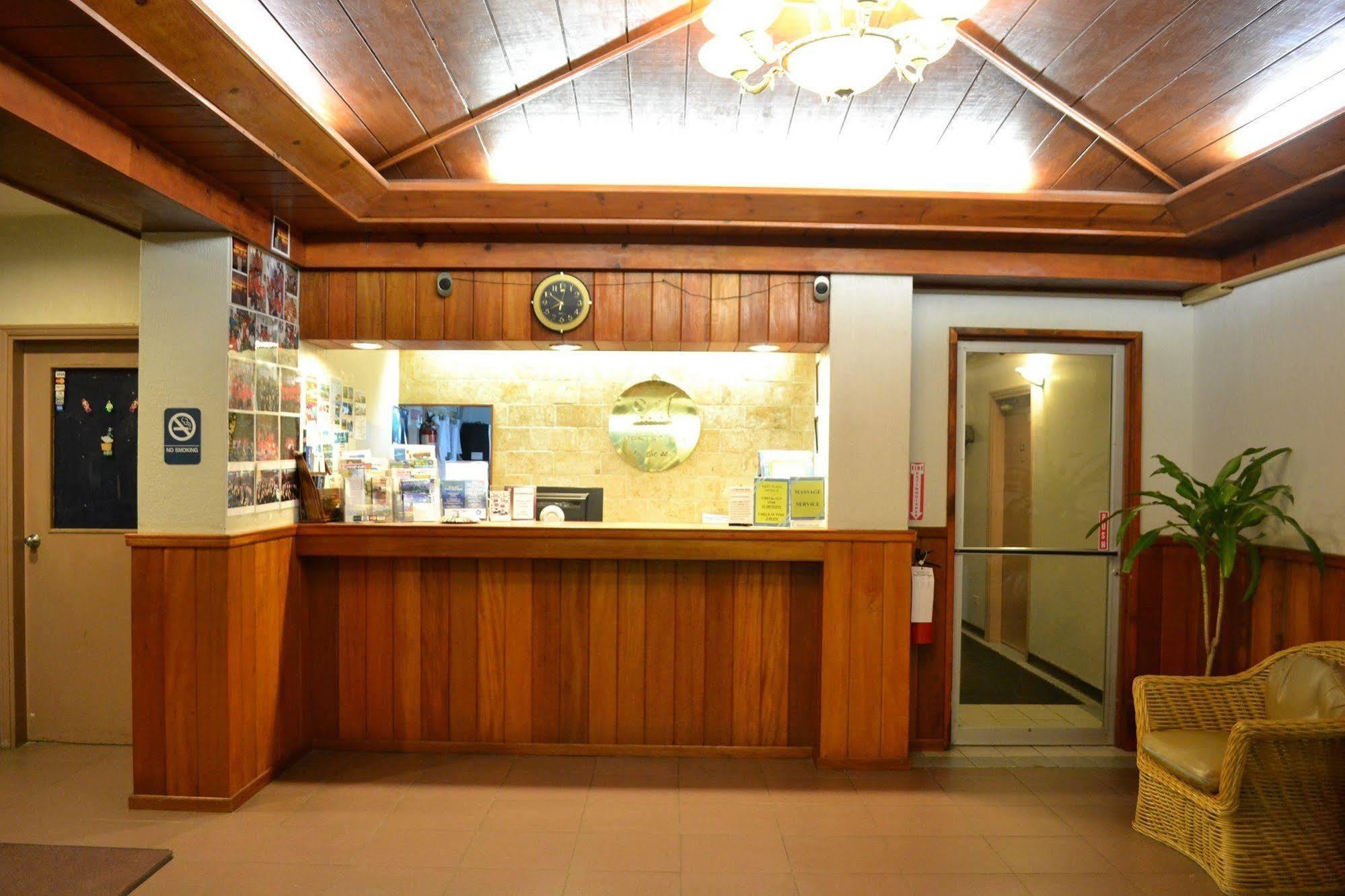 West Plaza By The Sea Hotel Koror Exterior foto